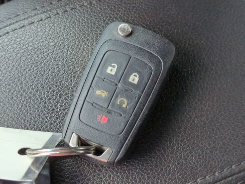 Used 2013 Chevrolet Cruze LTZ w/ Enhanced Safety Package FWD image 28