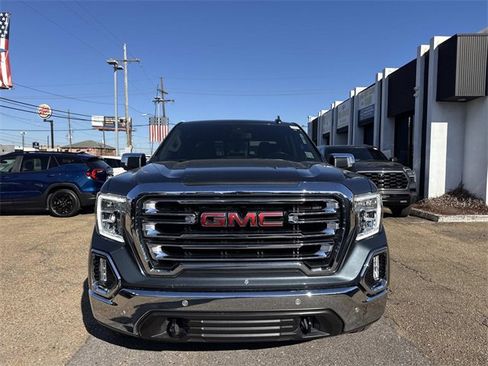 Used 2022 GMC Sierra 1500 SLT image 2