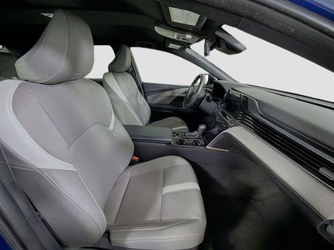 Used 2025 Toyota Camry SE w/ Convenience Package FWD image 26