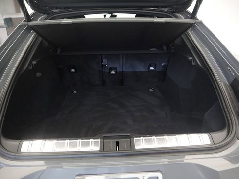 Certified 2025 Porsche Panamera image 23