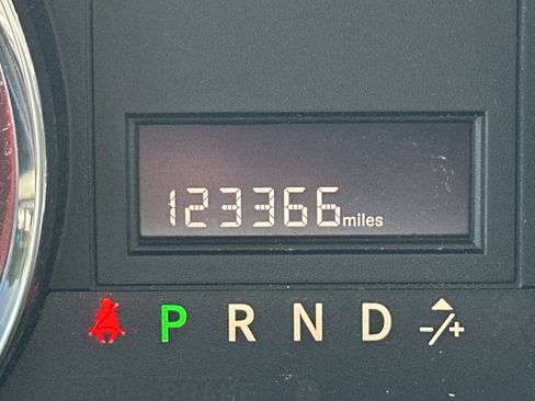 Used 2016 Dodge Grand Caravan American Value Package image 32