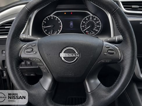 Used 2024 Nissan Murano SV w/ SV Midnight Edition Package AWD/4WD image 9