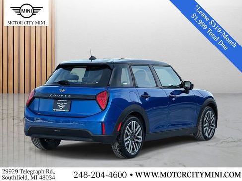 Certified 2025 MINI Cooper 4-Door Hardtop image 4