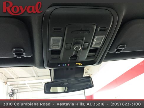 Used 2023 GMC Yukon XL AT4 w/ LPO, Floor Liner Package AWD/4WD image 27