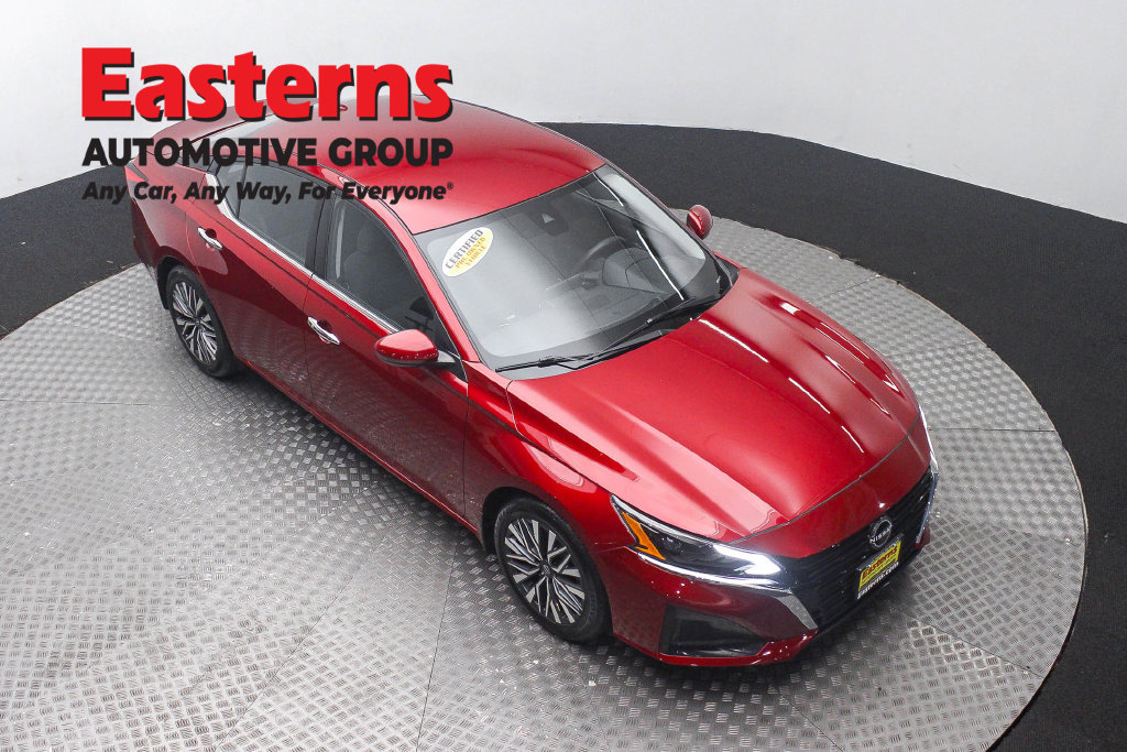 Used 2023 Nissan Altima 2.5 SV FWD image 4