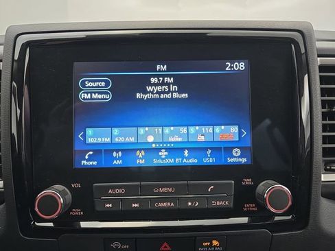 Used 2024 Nissan Frontier SV w/ Technology Package image 29