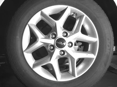 Used 2025 Kia Soul LX w/ LX Technology Package FWD image 14