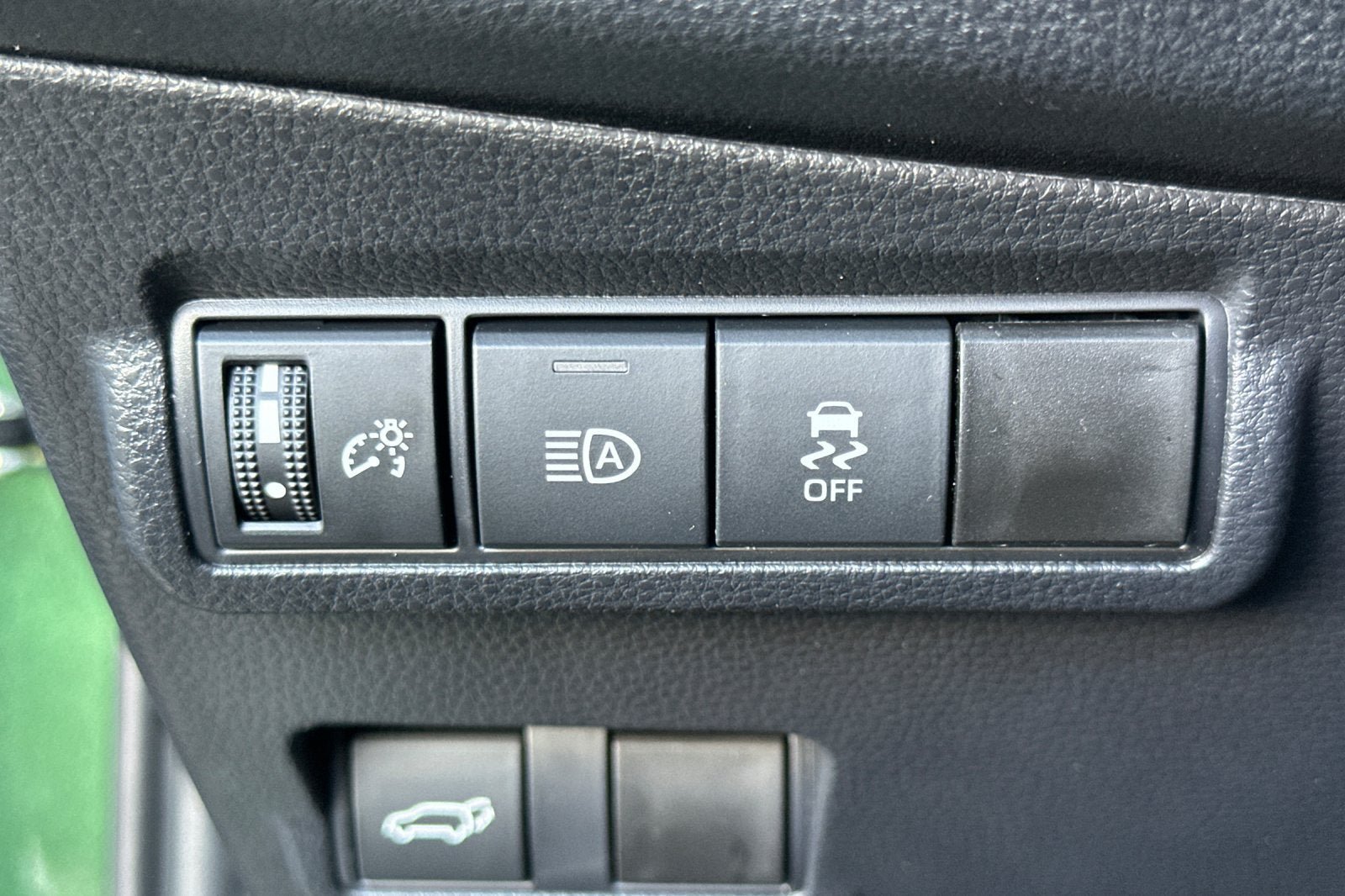 New 2026 Toyota Corolla Cross XLE AWD/4WD image 31