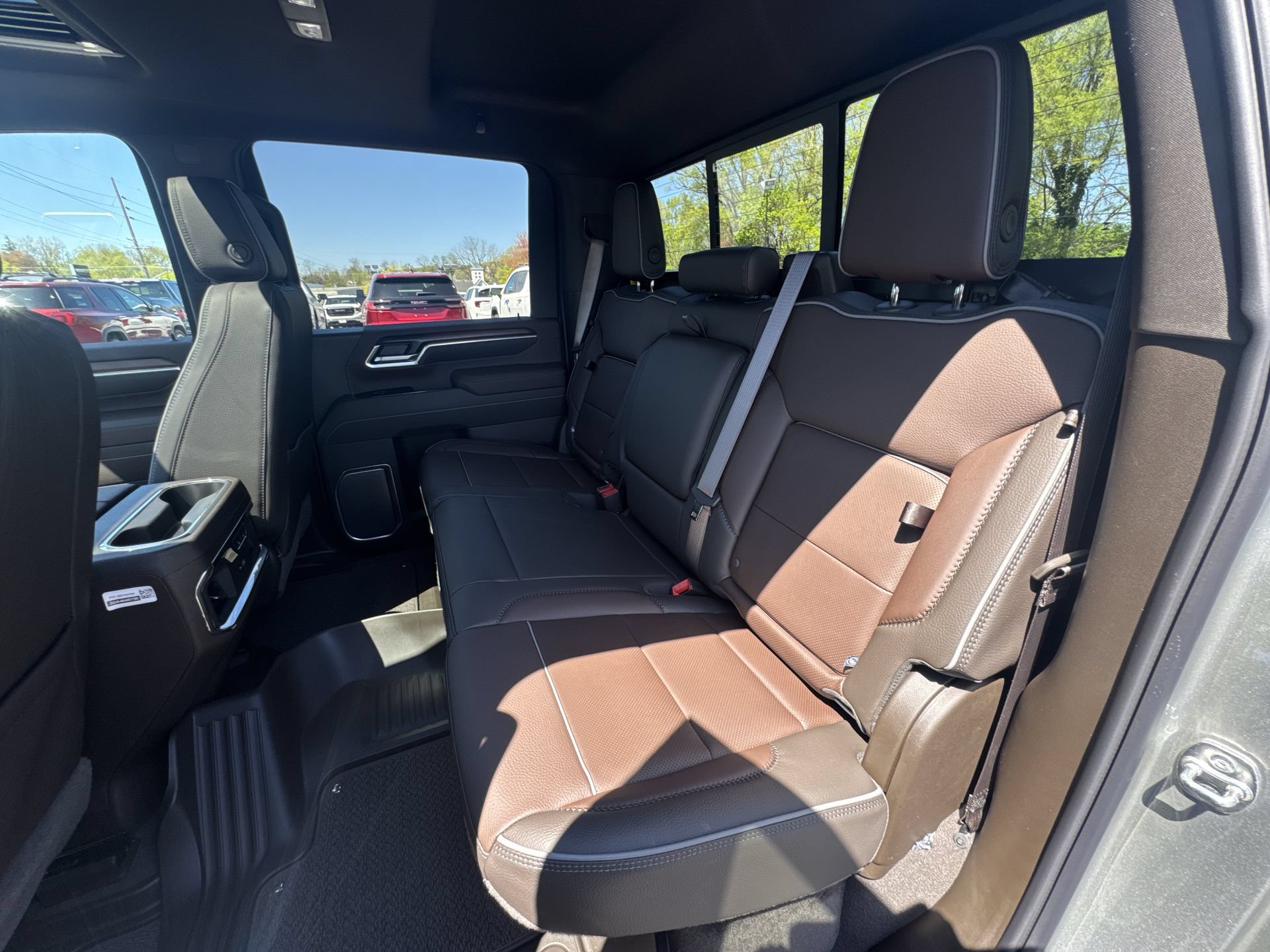 New 2026 GMC Sierra 2500 Denali w/ Denali Reserve Package AWD/4WD image 25