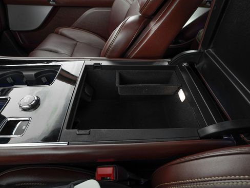 Used 2023 Lincoln Aviator Black Label w/ Jet Package image 33