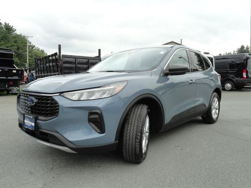Certified 2024 Ford Escape Active AWD/4WD image 1