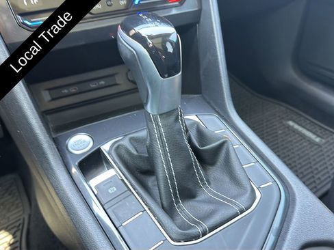 Used 2022 Volkswagen Tiguan SE FWD image 31