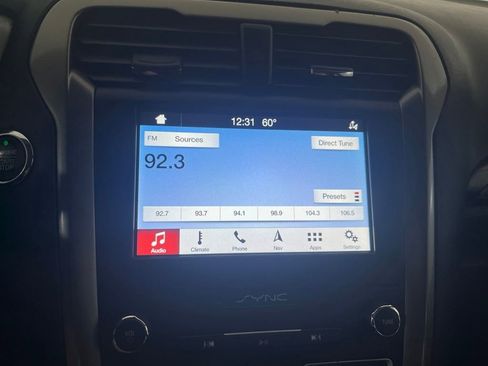 Used 2019 Ford Fusion SE FWD image 66