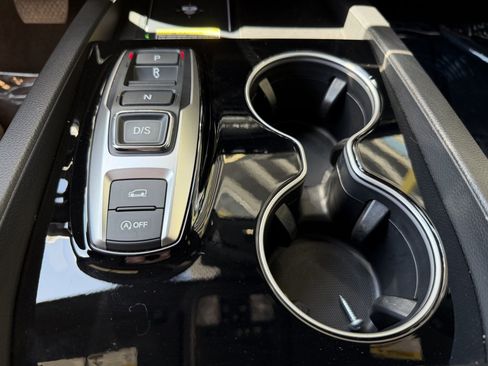 Used 2025 Honda Passport Black Edition image 23