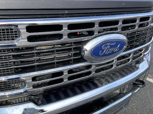 Used 2025 Ford F250 XLT w/ FX4 Off-Road Package image 25