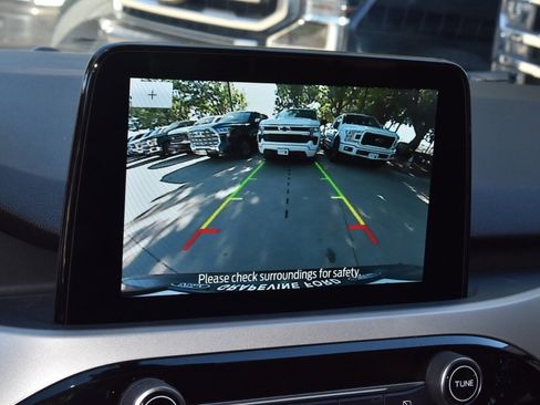 Used 2022 Ford Escape SE w/ SE Sport Appearance Package image 28