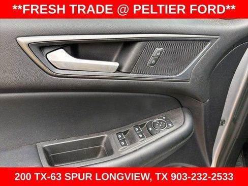 Used 2020 Ford Edge SE FWD image 6