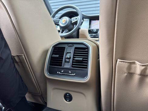 New 2026 Porsche Macan AWD/4WD image 25
