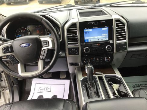 Used 2016 Ford F150 Lariat image 2