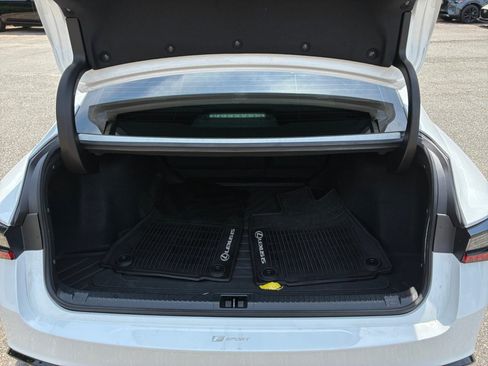 Used 2024 Lexus IS 350 F Sport RWD image 19