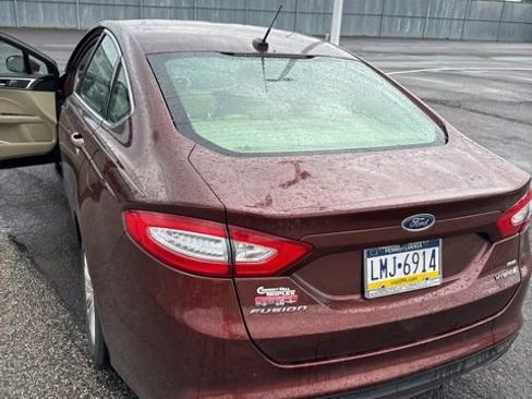 Used 2015 Ford Fusion SE w/ Equipment Group 502A FWD image 18