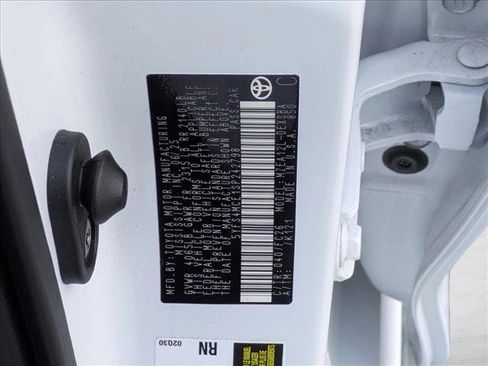 Certified 2025 Toyota Corolla SE image 25