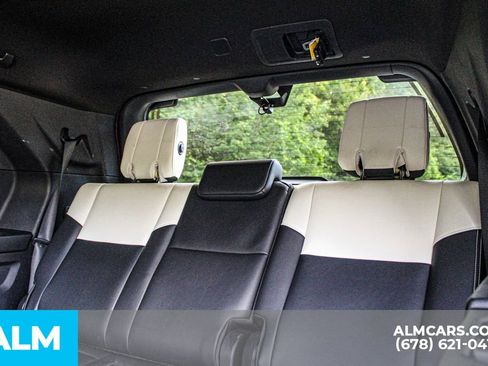 Used 2024 Toyota Sequoia Capstone AWD/4WD image 19