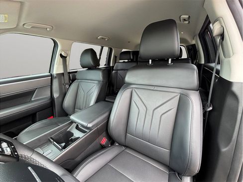 Used 2025 Hyundai Santa Fe SEL FWD image 20