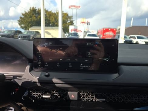 Used 2025 Honda Accord Sport image 13