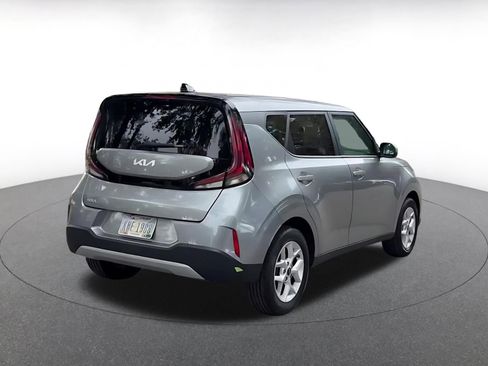 Used 2025 Kia Soul LX w/ LX Technology Package image 15