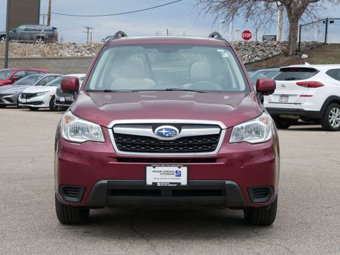 Used 2015 Subaru Forester 2.5i Premium AWD/4WD image 3