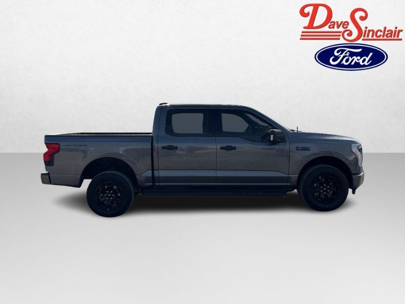 Used 2025 Ford F150 Lightning XLT AWD/4WD image 5