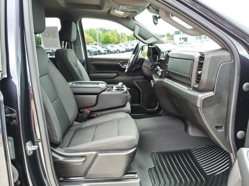 Used 2023 Chevrolet Silverado 1500 LT AWD/4WD image 11