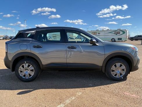 New 2026 Nissan Kicks S image 7