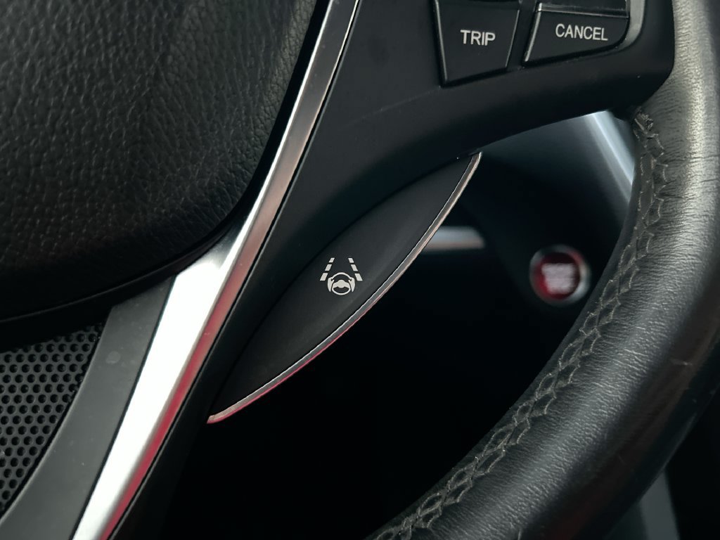 Used 2017 Acura TLX w/ Technology Package FWD image 18