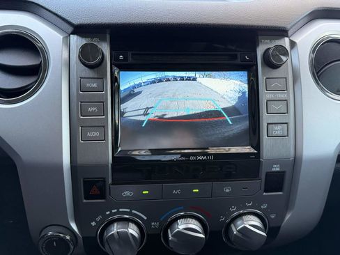 Used 2018 Toyota Tundra SR5 image 25