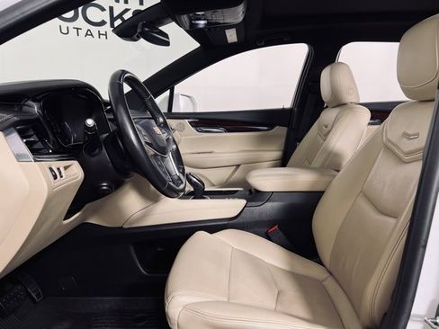Used 2019 Cadillac XT5 Luxury image 8