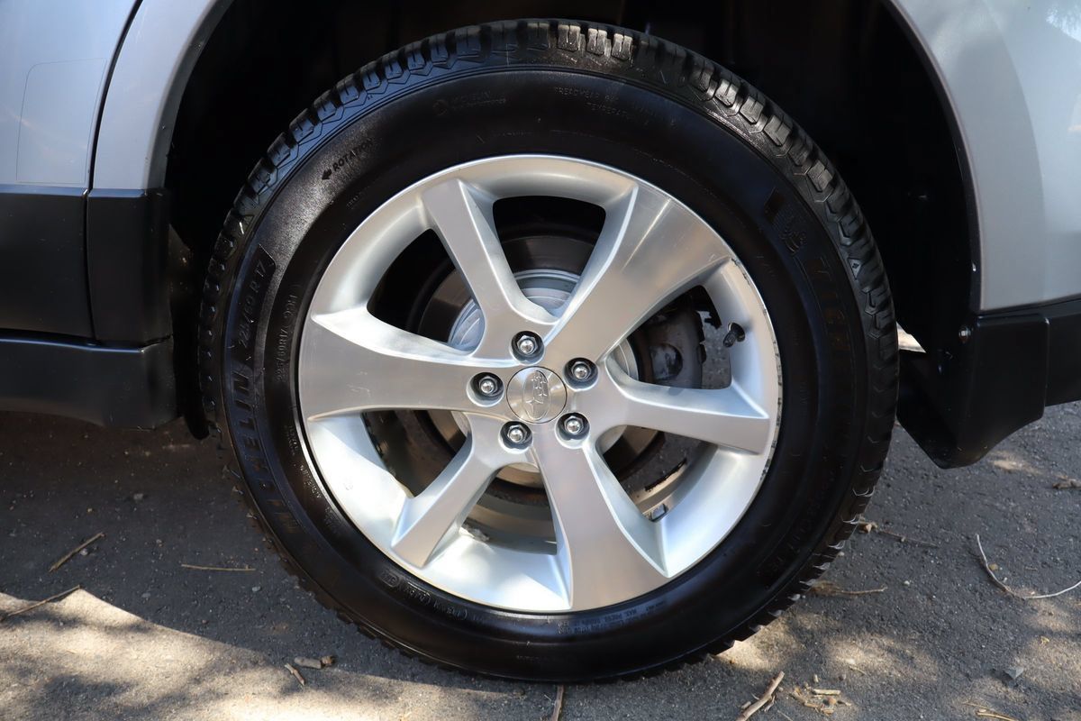 Used 2014 Subaru Outback 2.5i Limited w/ Moonroof Package AWD/4WD image 43