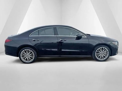 Used 2025 Mercedes-Benz CLA 250 4MATIC image 8