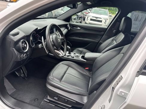 Used 2023 Alfa Romeo Stelvio Sprint AWD/4WD image 27