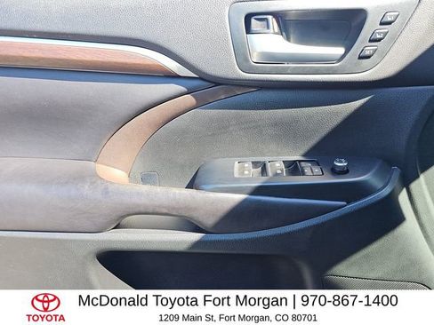 Used 2016 Toyota Highlander Limited image 5