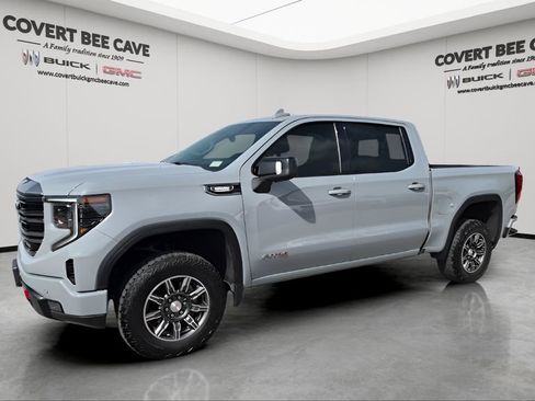 Used 2024 GMC Sierra 1500 AT4 w/ Technology Package image 3