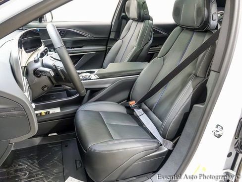 New 2025 Cadillac Lyriq Luxury w/ LPO, Floor Liner Package image 8