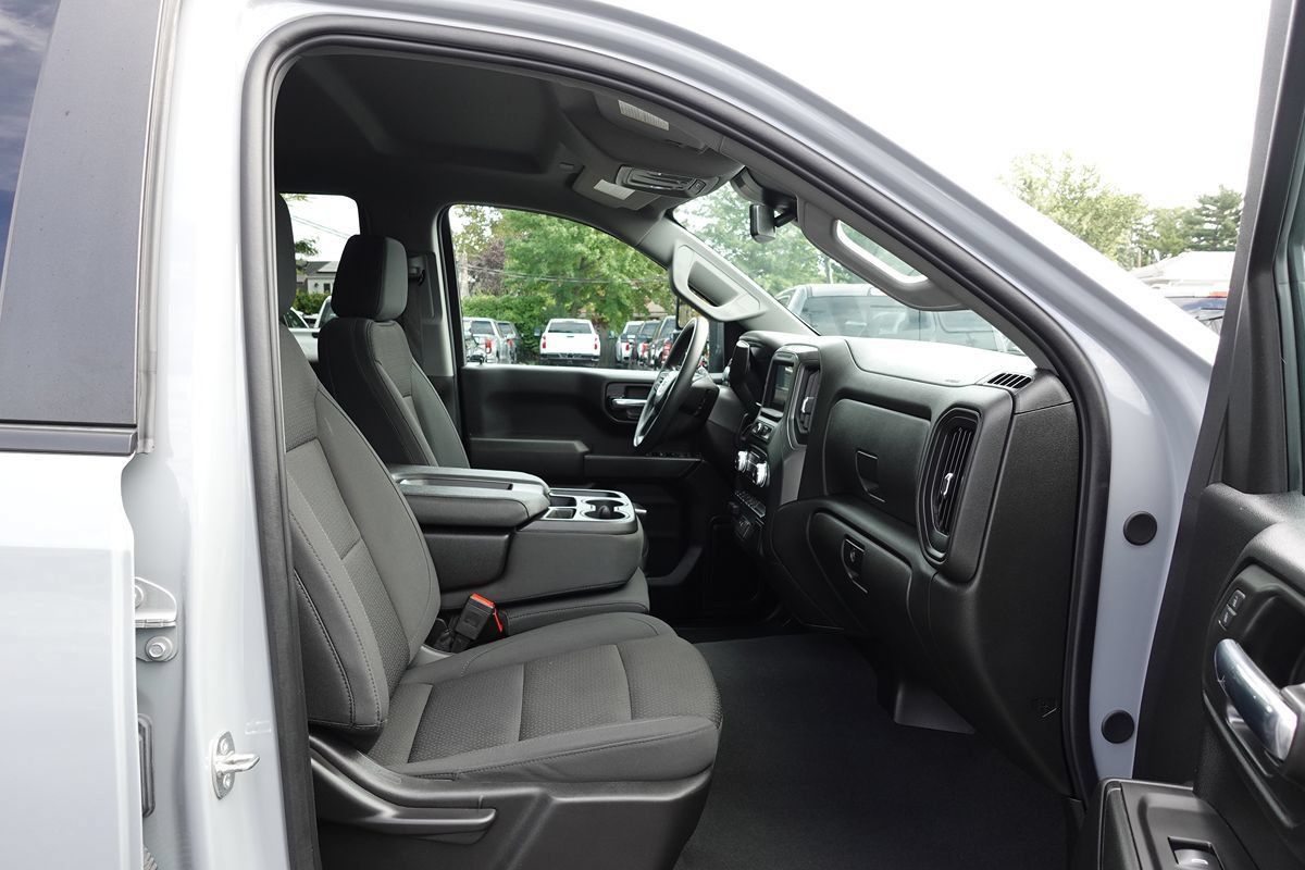 Used 2024 GMC Sierra 1500 Pro w/ Graphite Edition AWD/4WD image 33