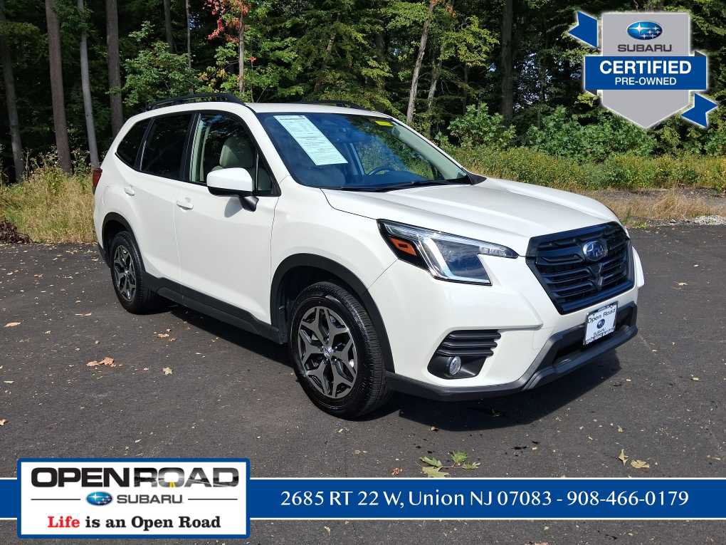 Certified 2023 Subaru Forester Premium AWD/4WD image 1