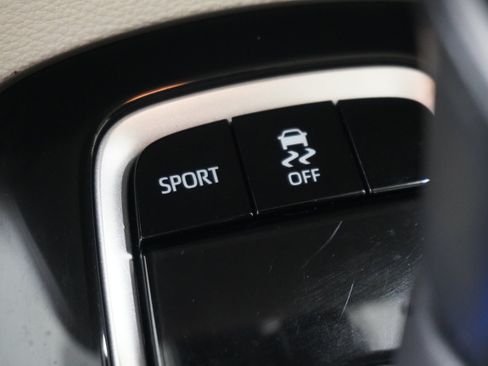 Used 2020 Toyota Corolla XLE FWD image 20