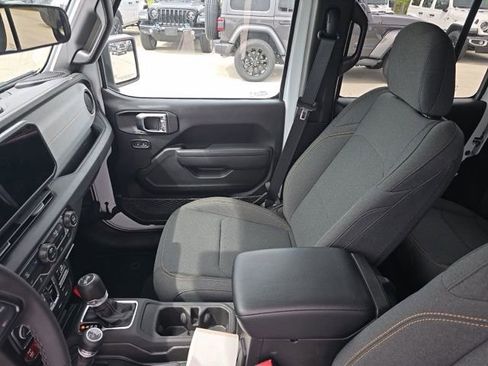 Used 2025 Jeep Wrangler Unlimited Sport S 4xe AWD/4WD image 12