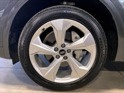 Certified 2023 Audi Q5 2.0T Premium Plus w/ Premium Plus Package image 9