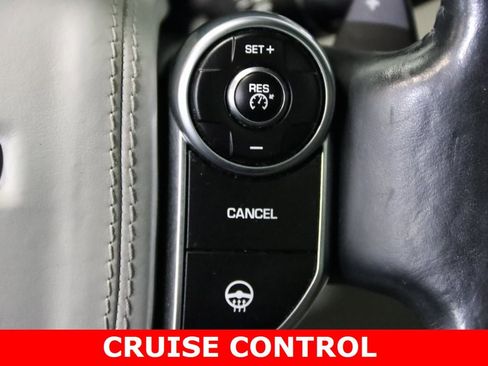 Used 2015 Land Rover Range Rover image 18