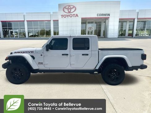 Used 2020 Jeep Gladiator Mojave AWD/4WD image 2